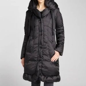 Tahari Black Elissa Down Puffer Coat Size Medium $395